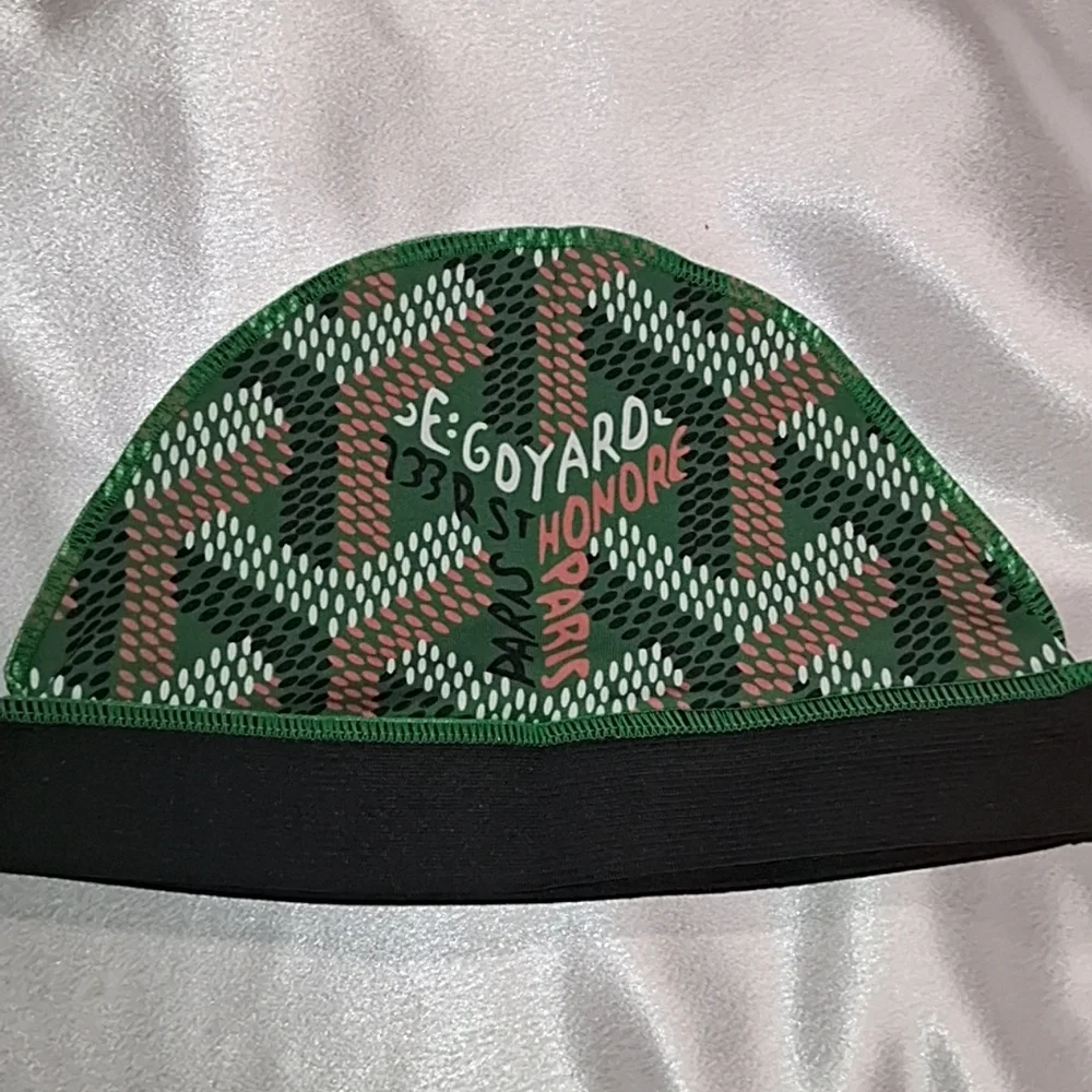 High Quality Green and Black Patterned Wave Cap Comes Brand New In Packaging